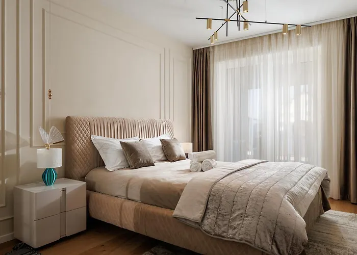 Eleni Rezidence דירה בראשוב